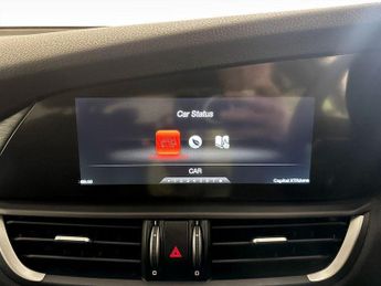 Alfa Romeo Giulia 2.2 TD Tecnica Auto Euro 6 (s/s) 4dr