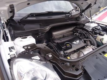 MINI Countryman 1.6 Cooper Auto ALL4 Euro 6 5dr