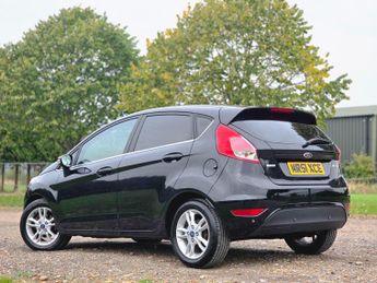 Ford Fiesta 1.0T EcoBoost Zetec Powershift Euro 5 5dr