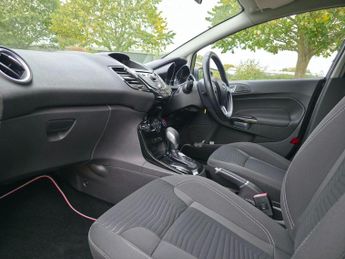 Ford Fiesta 1.0T EcoBoost Zetec Powershift Euro 5 5dr