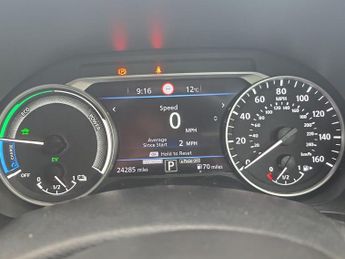 Nissan Juke 1.6 Hybrid Tekna + 5dr Automatic