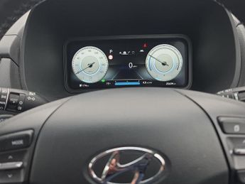 Hyundai Kona 64kWh Premium 5dr Automatic