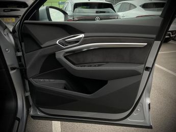 Audi E-Tron S LINE 55 QUATTRO
