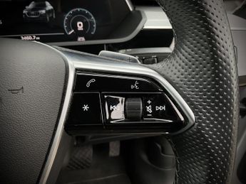 Audi E-Tron S LINE 55 QUATTRO