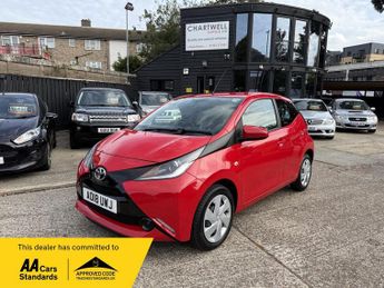 Toyota AYGO 1.0 VVT-i x-play x-shift Euro 6 5dr