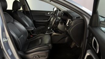 Kia XCeed 1.6 GDi 8.9kWh First Edition DCT Euro 6 (s/s) 5dr