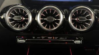 Mercedes-Benz B Class 1.3 B200h MHEV AMG Line (Executive) 7G-DCT Euro 6 (s/s) 5dr