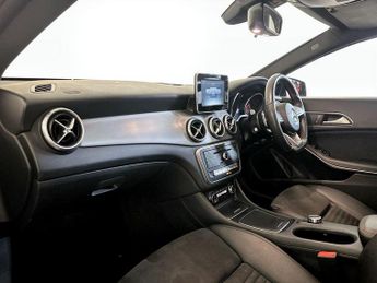 Mercedes-Benz CLA 2.1 CLA220d AMG Line Shooting Brake 7G-DCT 4MATIC Euro 6 (s/s) 5