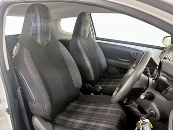 Peugeot 108 1.0 Active Euro 6 3dr