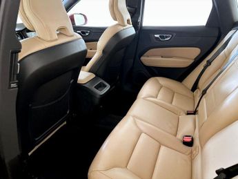 Volvo XC60 2.0 D4 Momentum Pro Auto AWD Euro 6 (s/s) 5dr