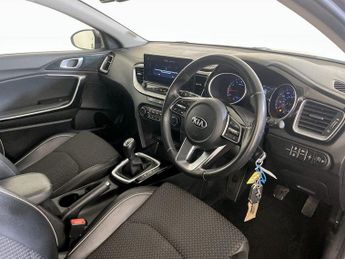 Kia Ceed 1.5 T-GDi 3 Euro 6 (s/s) 5dr