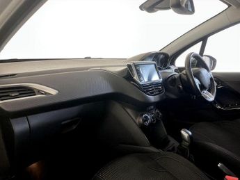 Peugeot 208 1.2 PureTech Allure Premium Euro 6 (s/s) 5dr