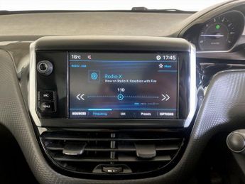Peugeot 208 1.2 PureTech Allure Premium Euro 6 (s/s) 5dr