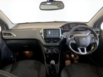 Peugeot 208 1.2 PureTech Allure Premium Euro 6 (s/s) 5dr
