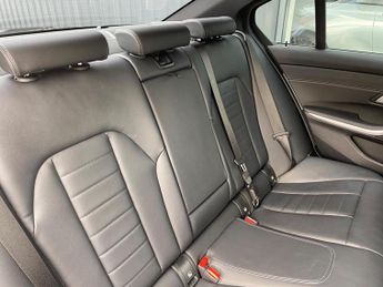 BMW 3 Series 2.0 330e 12kWh M Sport Auto Euro 6 (s/s) 4dr