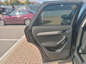 Audi Q3 2.0 TFSI SE S Tronic quattro Euro 5 (s/s) 5dr