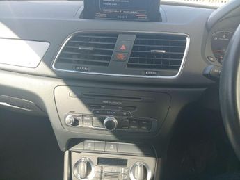 Audi Q3 2.0 TFSI SE S Tronic quattro Euro 5 (s/s) 5dr