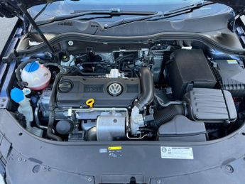 Volkswagen Passat 1.4 TSI R-Line Estate 5dr Petrol DSG Euro 6 (s/s) (150 ps)