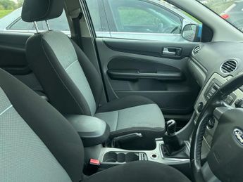 Ford Focus 1.6 TDCi DPF Zetec 5dr