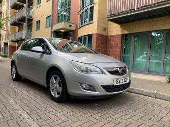 Vauxhall Astra 1.6 16v Exclusiv Auto Euro 5 5dr