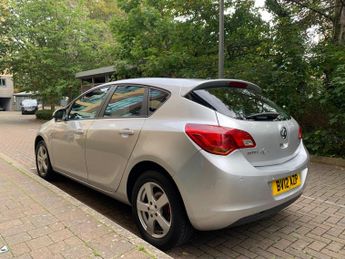 Vauxhall Astra 1.6 16v Exclusiv Auto Euro 5 5dr