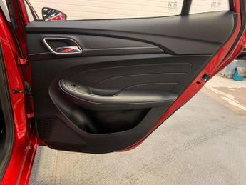 MG MG5 52.5kWh Exclusive Auto 5dr