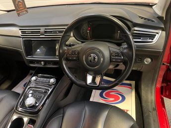 MG MG5 52.5kWh Exclusive Auto 5dr