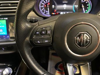 MG MG5 52.5kWh Exclusive Auto 5dr