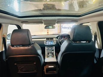 Land Rover Range Rover Evoque 2.2 SD4 Pure Tech Auto 4WD Euro 5 (s/s) 5dr