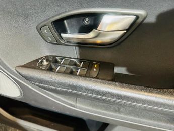 Land Rover Range Rover Evoque 2.2 SD4 Pure Tech Auto 4WD Euro 5 (s/s) 5dr