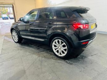 Land Rover Range Rover Evoque 2.2 SD4 Pure Tech Auto 4WD Euro 5 (s/s) 5dr