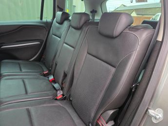 Vauxhall Zafira Tourer 1.4i Turbo SRi Nav Auto Euro 6 5dr