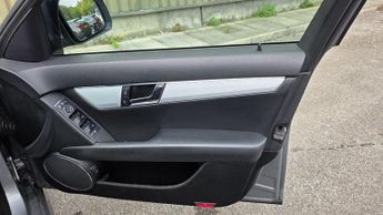 Mercedes-Benz C Class 2.1 C220 CDI Sport Auto Euro 4 4dr