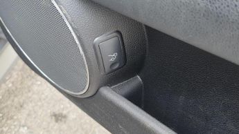 Mercedes-Benz C Class 2.1 C220 CDI Sport Auto Euro 4 4dr