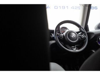 MINI Hatch Hatch Cooper SD Hatchback 1 Automatic Diesel