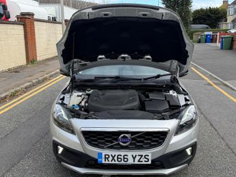 Volvo V40 Cross Country 2.0 D3 Lux Nav Auto Euro 6 (s/s) 5dr