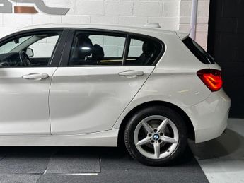 BMW 1 Series 1.5 118i SE Auto Euro 6 (s/s) 5dr