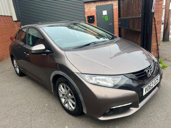 Honda Civic 1.8 i-VTEC ES Euro 5 (s/s) 5dr