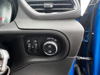 Vauxhall Grandland X 1.6 Turbo D BlueInjection SE Auto Euro 6 (s/s) 5dr