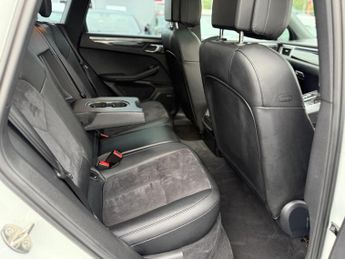 Porsche Macan 3.0 TD V6 S PDK 4WD Euro 6 (s/s) 5dr