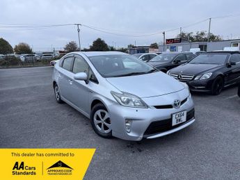 Toyota Prius 1.8 VVT-h T3 Hatchback 5dr Petrol Hybrid CVT Euro 5 (s/s) (136 p