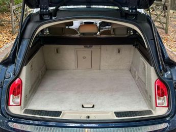 Vauxhall Insignia 2.0 CDTi Elite Nav Sports Tourer Auto Euro 5 5dr