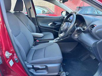 Toyota Yaris 1.5 VVT-h Icon E-CVT Euro 6 (s/s) 5dr