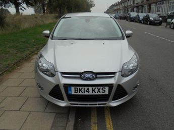 Ford Focus 1.0T EcoBoost Zetec Euro 5 (s/s) 5dr