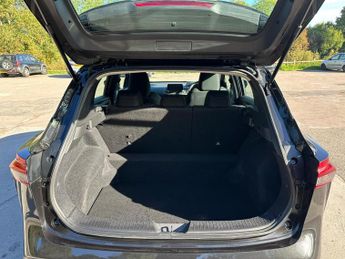 Nissan Qashqai 1.3 DIG-T MHEV Acenta Premium XTRON Euro 6 (s/s) 5dr
