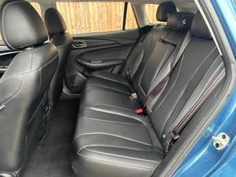MG MG5 52.5kWh Exclusive Auto 5dr