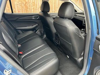 MG MG5 52.5kWh Exclusive Auto 5dr