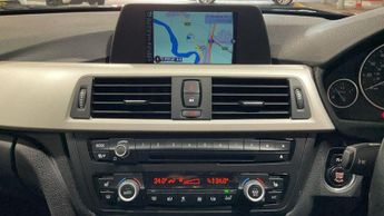 BMW 3 Series 2.0 320d ED EfficientDynamics Business Auto Euro 5 (s/s) 4dr