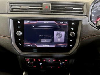SEAT Arona 1.0 TSI FR DSG Euro 6 (s/s) 5dr