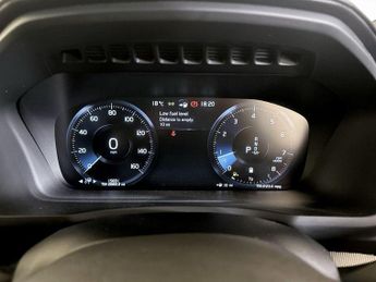 Volvo XC90 2.0 B5 MHEV R-Design Auto 4WD Euro 6 (s/s) 5dr